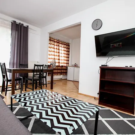 Apartment Kabaty 2 *